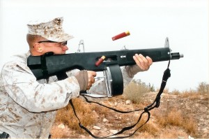 us-marine-firing-aa-12-full-auto-shotgun-aa12-machine-shotgun-1